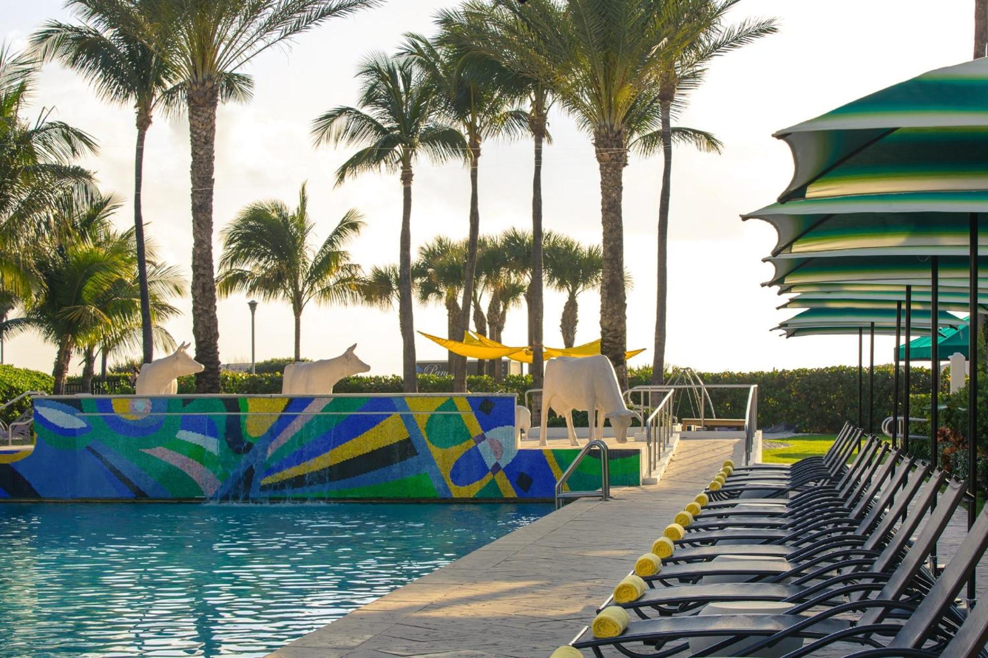 Kimpton Surfcomber Hotel By Ihg Miami Beach Zewnętrze zdjęcie
