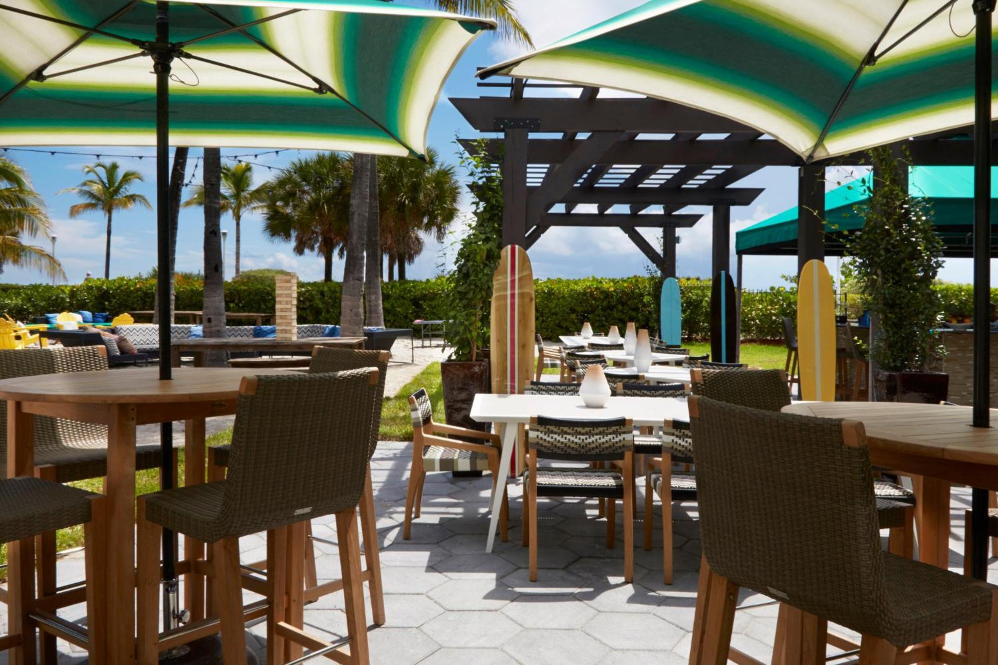 Kimpton Surfcomber Hotel By Ihg Miami Beach Zewnętrze zdjęcie