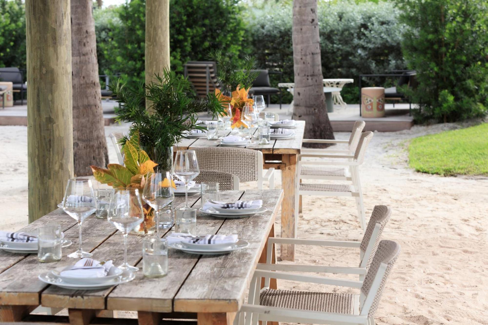 Kimpton Surfcomber Hotel By Ihg Miami Beach Zewnętrze zdjęcie